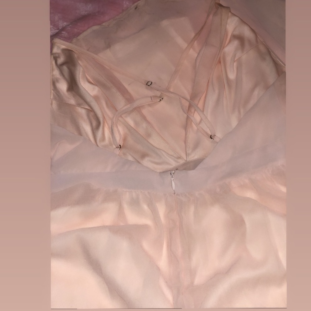 Dress - Picture 3 of 4